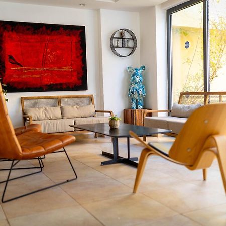 C Hotel Neve Ilan Luaran gambar