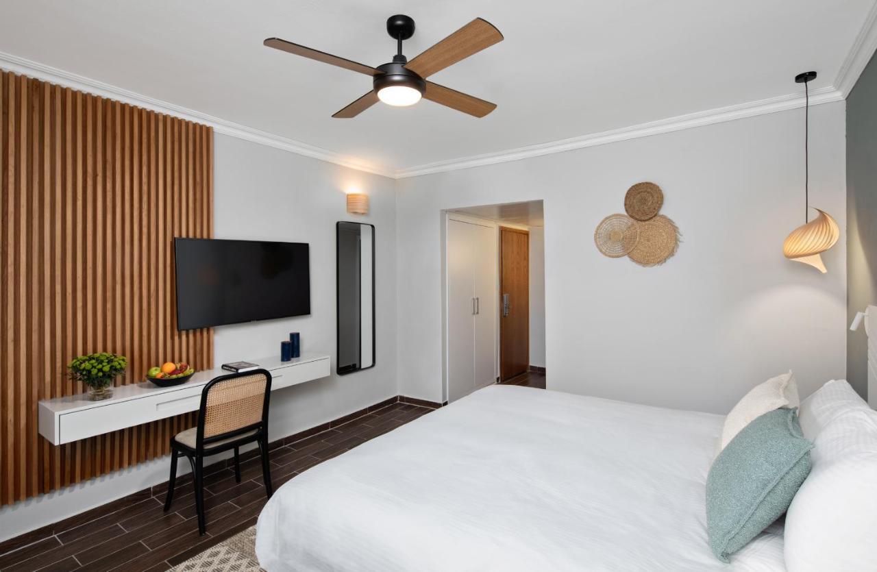 C Hotel Neve Ilan Luaran gambar