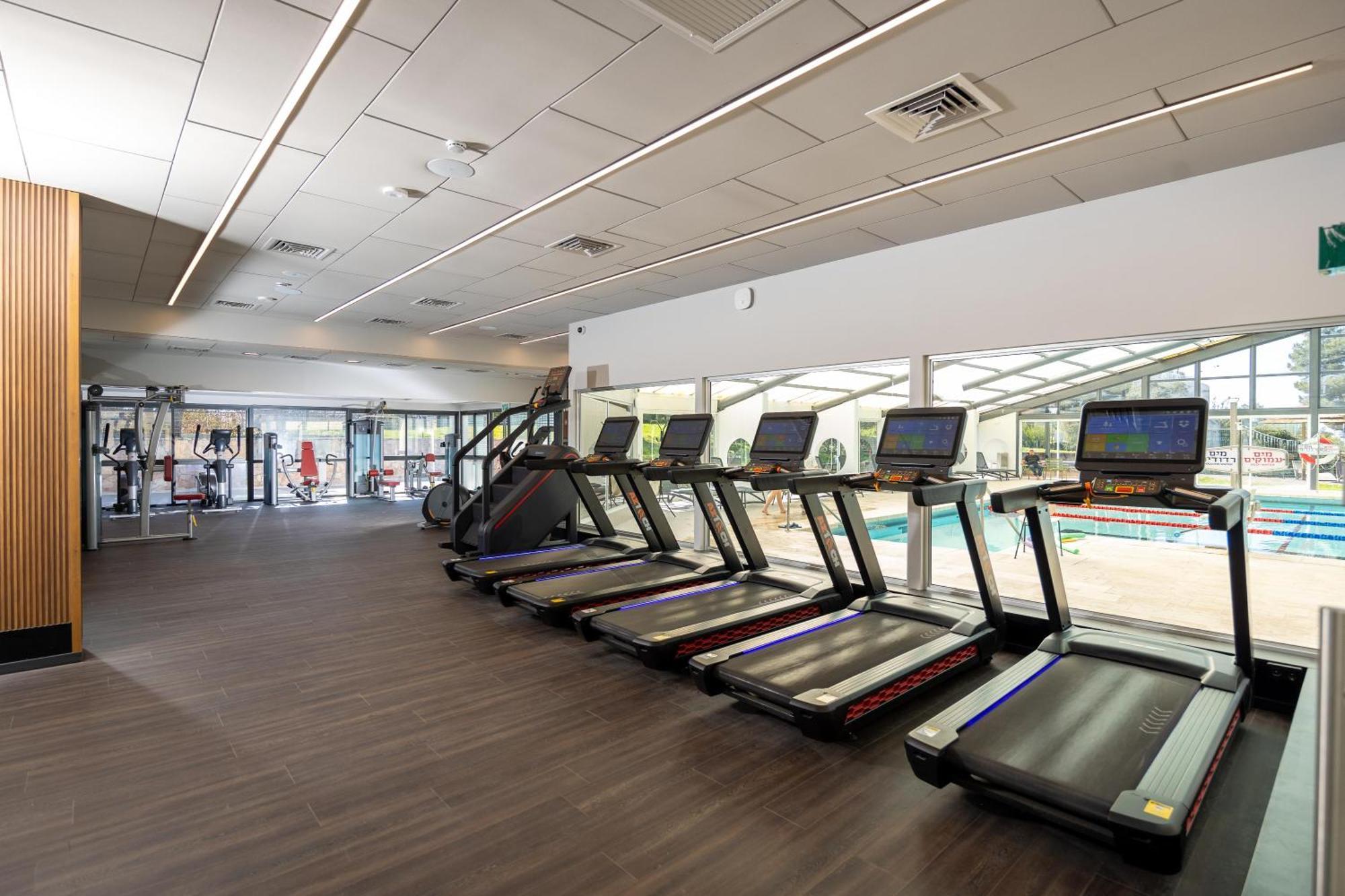 C Hotel Neve Ilan Luaran gambar